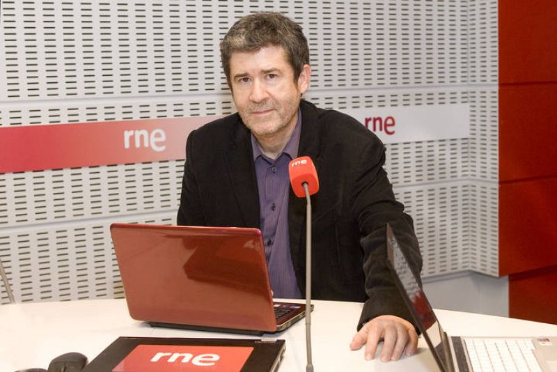 Carlos Santos, redactor.