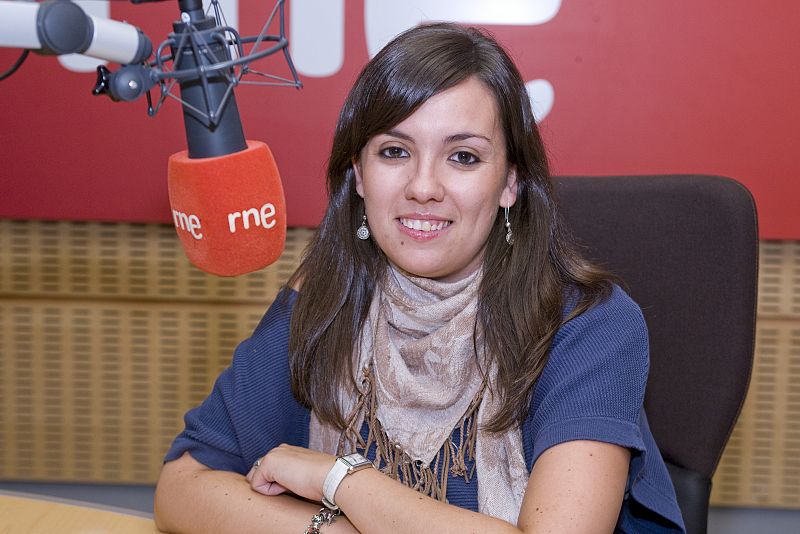 Mónica Muela, redactora del informativo matinal.