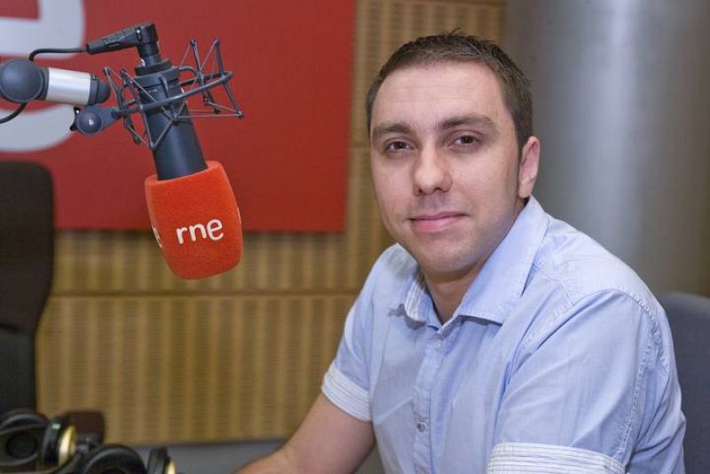 Yagoba Gutierrez, redactor del informativo matinal.