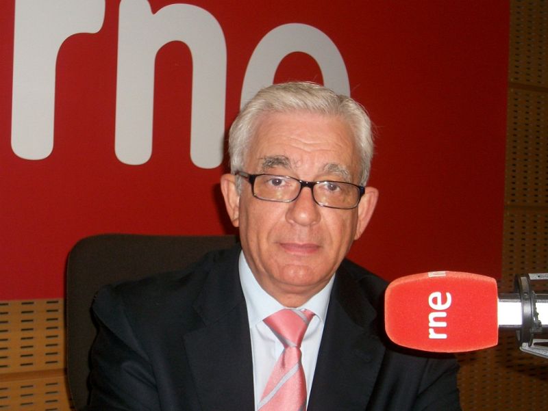 Jesús Sánchez Martos es doctor en medicina y Catedrático de Educación para la Salud, a la vez que un convencido de la ayuda que pueden prestar los medios de comunicación para aprender a vivir más y mejor.