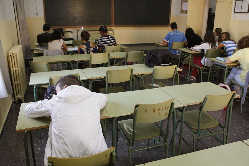 Varios alumnos que han acudido a su centro no han podido recibir clases por la huelga de profesores