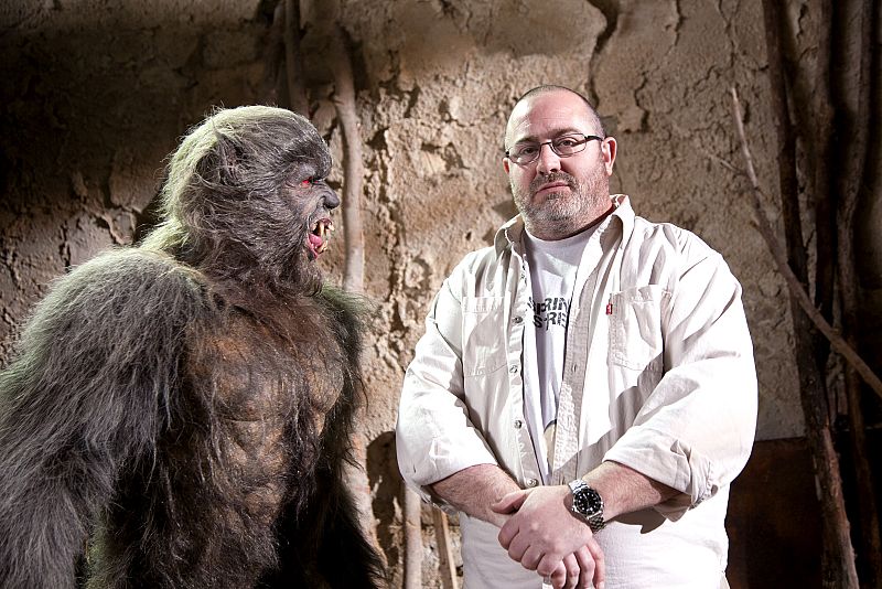 Juan Martínez Moreno, director de 'Lobos de Arga', amenazado por uno de sus licántropos