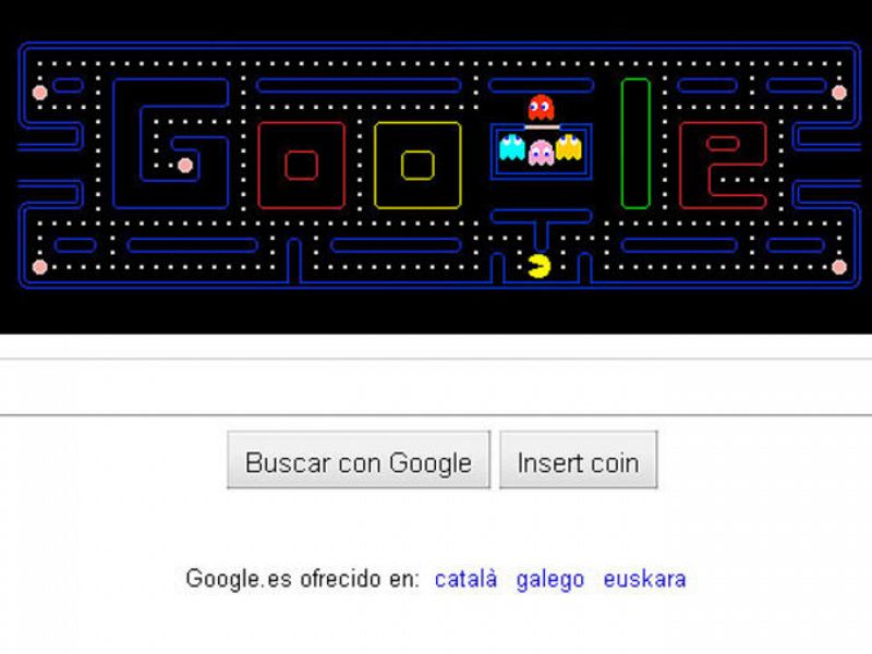 Para celebrar el 30 cumpleaños de Pac-Man, el popular videojuego de comecocos, Google creó el primer 'doodle' interactivo con el que permitía jugar a los usuarios, que se lanzó en mayo de 2010.