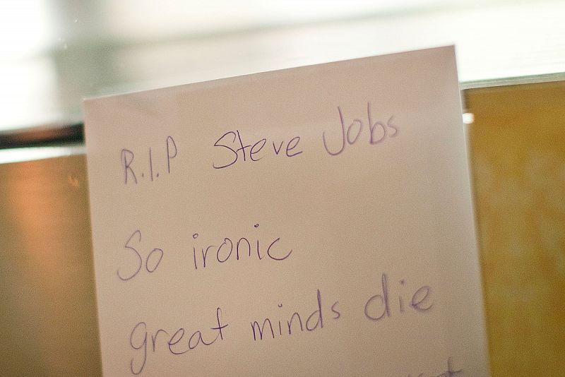 Mensaje en memoria del fundador de Apple.