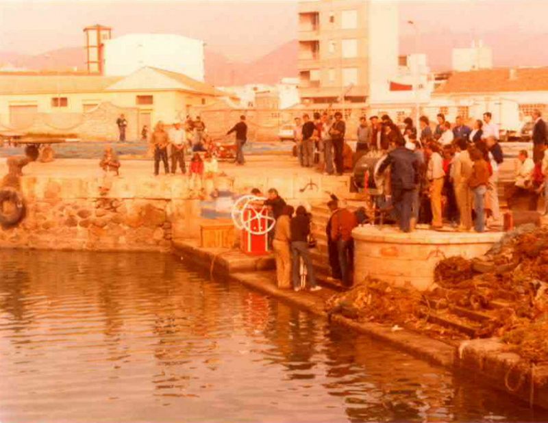 Verano azul: Aspecto del rodaje en el puerto de Motril