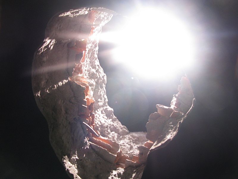 El butrón que Victoria Abril abría en la joyería de  'Nadie hablará sobre nosotras cuando hayamos muerto'