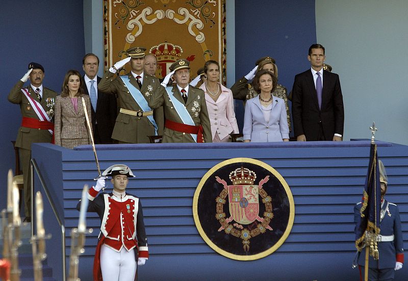 La familia real al completo en el palco de autoridades