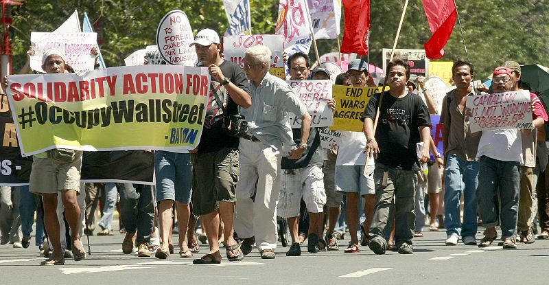 FILIPINOS APOYAN EL MOVIMIENTO 'OCCUPY WALL STREET'