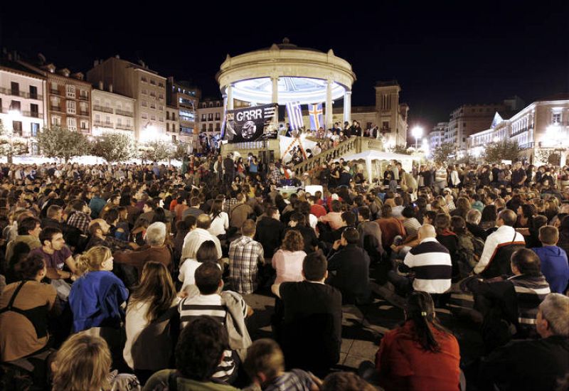 CONCENTRACIÓN MOVIMIENTO 15M EN PAMPLONA