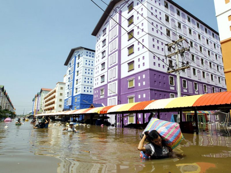 Aspecto de una calle de Pathum Thani, en Tailandia