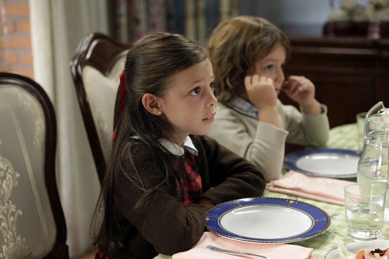 El hijo de Inés, Oriol, ya se ha instalado definitivamente en casa y su mejor amiga será su tía María, la más pequeña de los Alcántara.