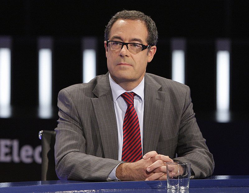 El número dos de CIU en su lista por Barcelona, Pere Macías, ha atacado a Llamazares porque el tripartito, "del que formó parte su formación", ha dejado en la ruina a Cataluña.