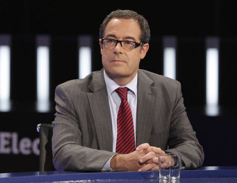 El número dos de CIU en su lista por Barcelona, Pere Macías, ha atacado a Llamazares porque el tripartito, "del que formó parte su formación", ha dejado en la ruina a Cataluña. 