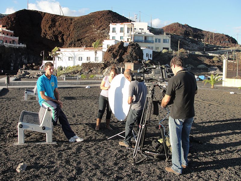 Con David Pavón, de la cofradía de pescadores de La Restinga