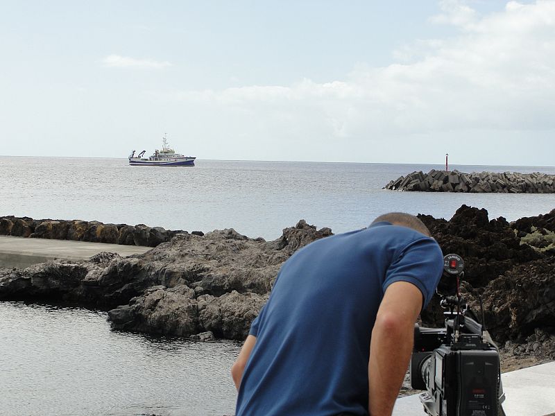 El buque oceanográfico Ramón Margalef en aguas de La Restinga
