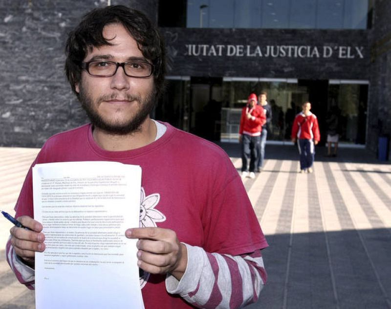 Adrián Vaíllo, se ha declarado 'objetor de conciencia'  para no ser vocal de mesa el 20N