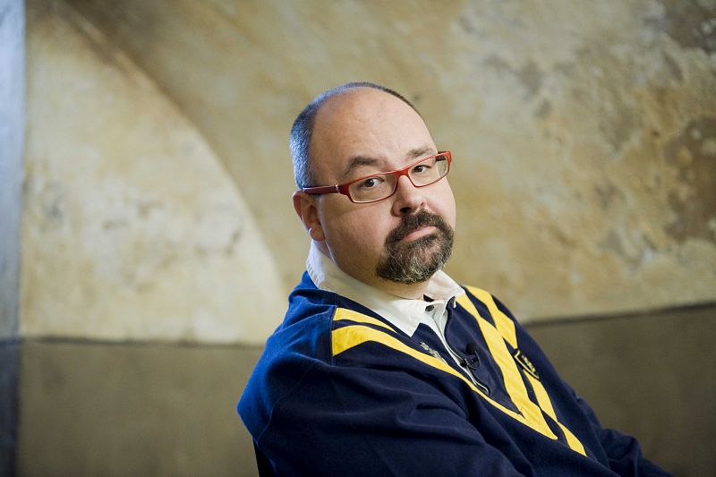 Ruiz Zafon presenta su libro en Página 2