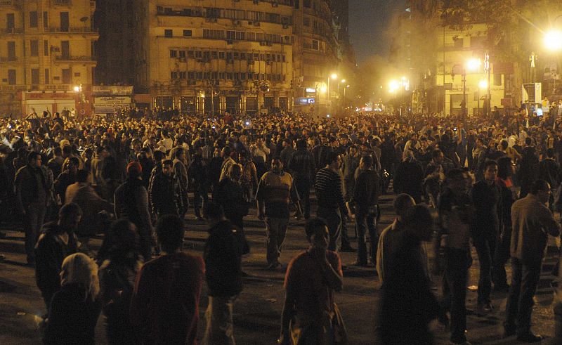 Congregación de ciudadanos egipcios que han salido a la calle en señal de protesta