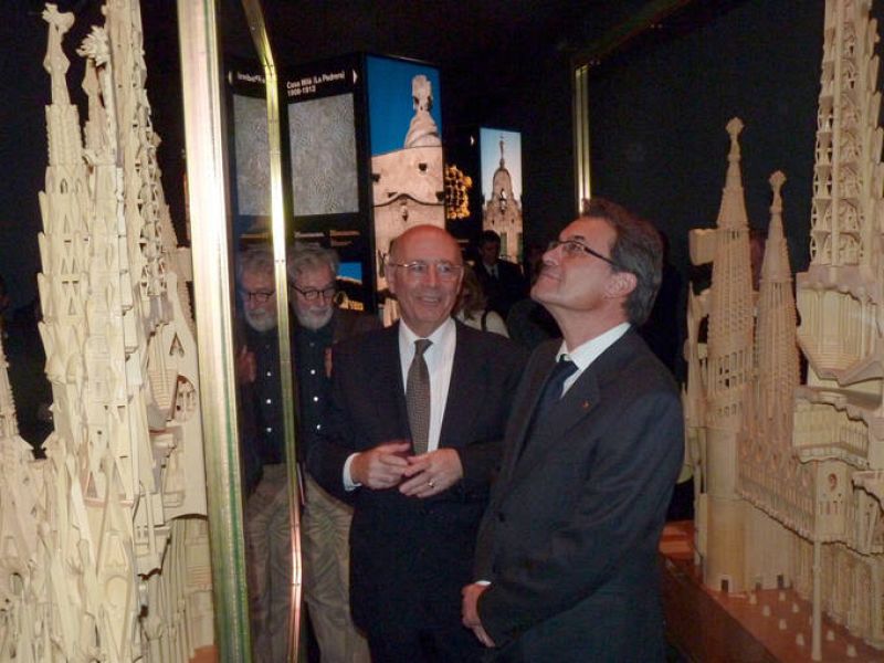 LA GENERALITAT DE CATALUÑA DESEA ESTRECHAR RELACIONES CON EL VATICANO