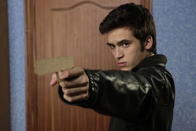 Carlos frente al espejo: "¿Estás hablando conmigo?". Cuéntame cómo pasó