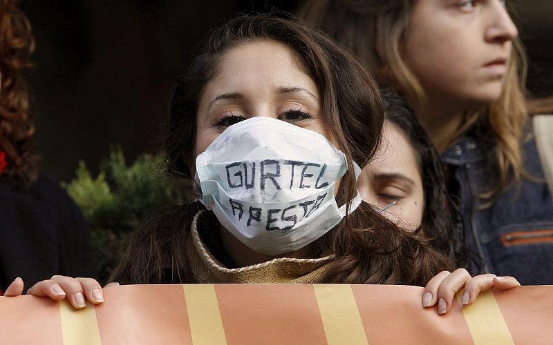 PROTESTA DEL COLECTIVO CONTRA LA CORRUPCIÓN ANTE EL TSJCV