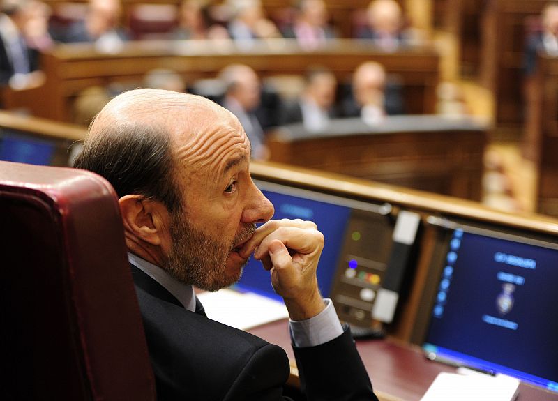 El líder del PSOE, Alfredo Pérez Rubalcaba, será quien dé la réplica a Mariano Rajoy.