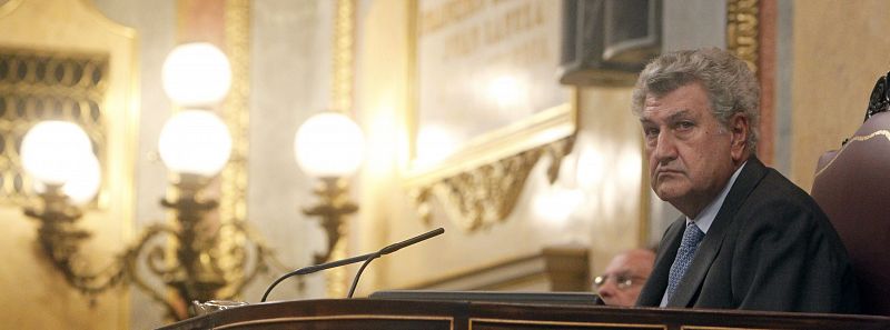 Jesús Posada, el nuevo presidente del Congreso, ha sido el encargado de dar comienzo a la sesión de investidura.