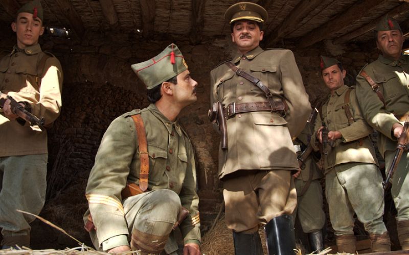 En el verano de 1936,Tarancón huye de Madrid y se traslada a Tui, donde vivirá en primera persona los horrores de la guerra.