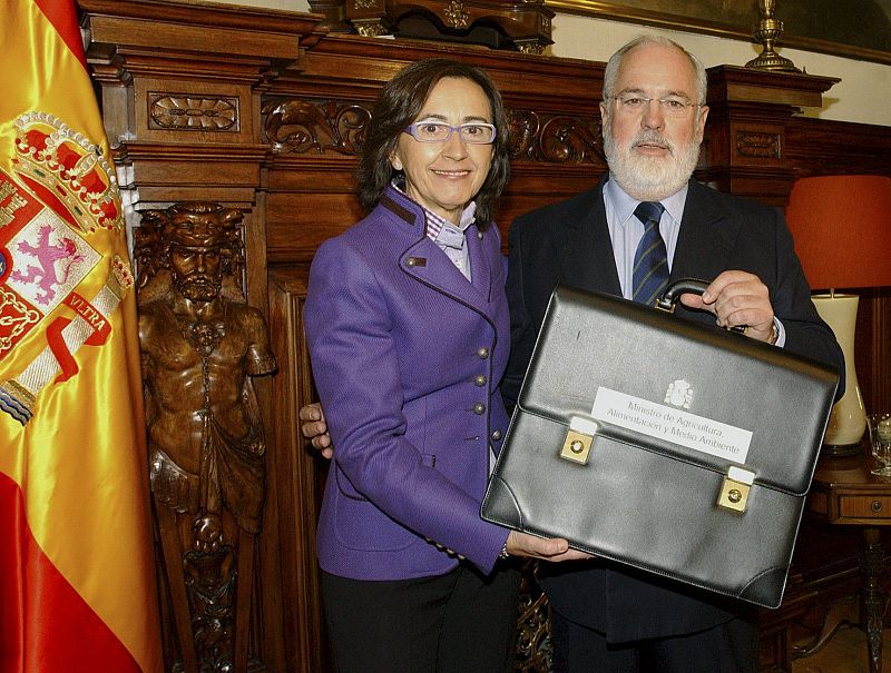 El nuevo ministro de Agricultura recibe su cartera