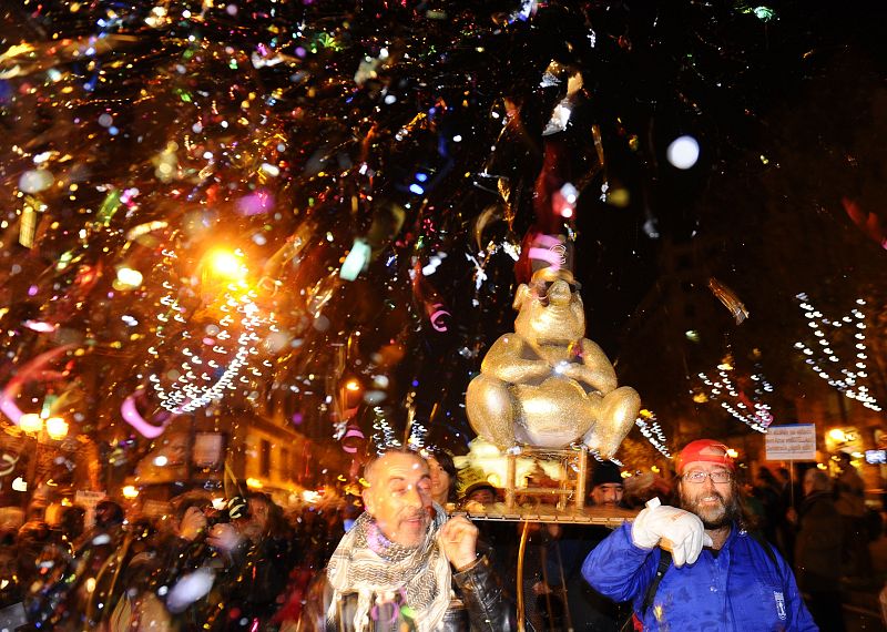 Han participado diversos colectivos como los que están a favor de la educación pública o los que están en contra