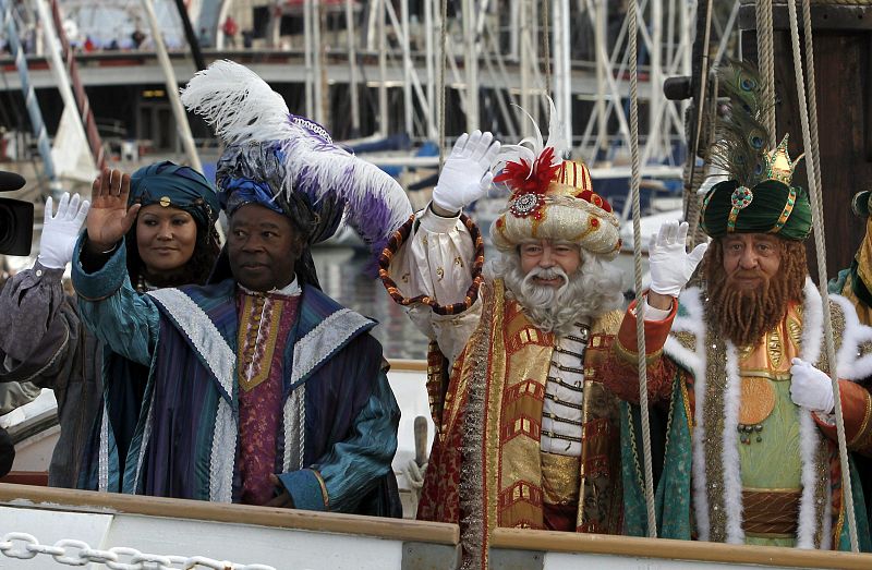 Los Reyes Magos no han dudado en coger el barco para llegar a Barcelona