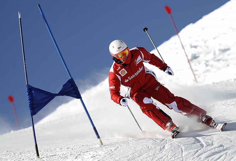 Fernando Alonso esquiando