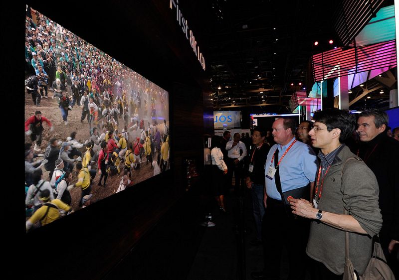 Sharp ha presentado uno de los televisores más grandes de la feria y del mercado, una televisión LED de 85 pulgadas, la primera pantalla del mundo con resolución 8K