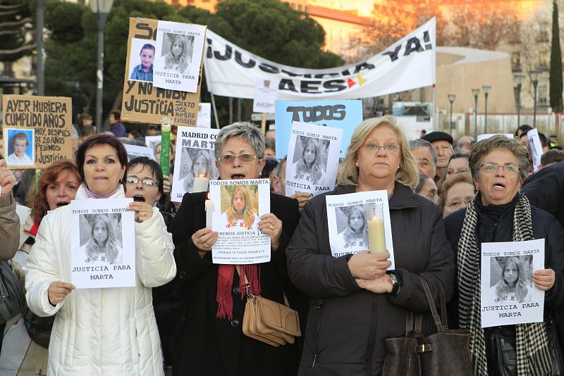 QUINIENTAS PERSONAS PIDEN EN MADRID JUSTICIA PARA MARTA DEL CASTILLO