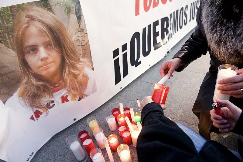 MEDIO MILLAR DE PERSONAS SE CONCENTRAN EN ZARAGOZA POR MARTA DEL CASTILLO