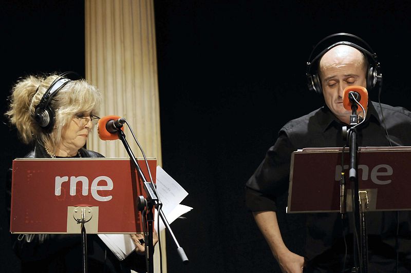 Lourdes Guerras y Pepe Viyuela, en el estreno de 'La vida de Brian' en La Casa Encendida de Madrid.