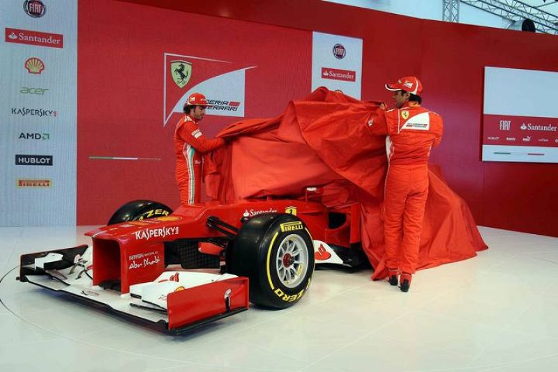 Alonso y Massa destapan el nuevo F2012 de Ferrari