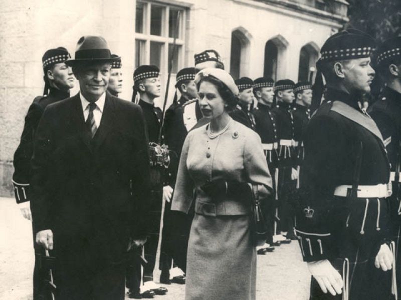 Su esposo, el duque de Edimburgo, ha sido siempre su compañero en los actos oficiales