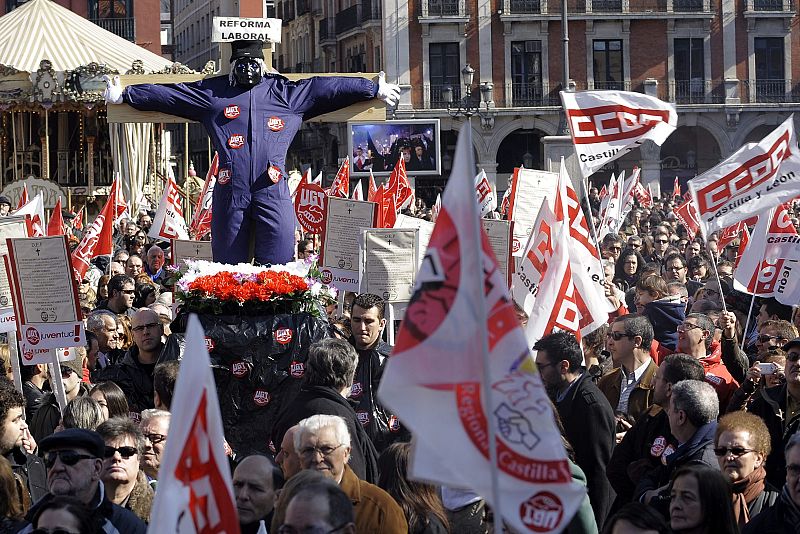 MANIFESTACIÓN CONTRA LA REFORMA LABORAL EN VALLADOLID