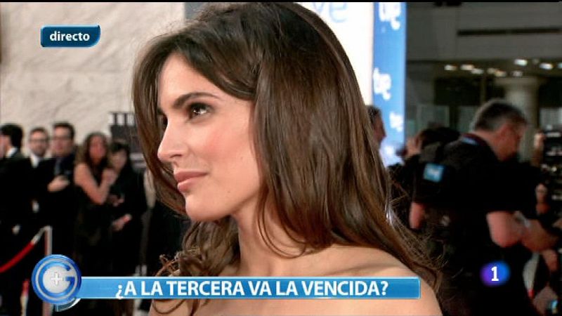 Verónica Echegui, muy elegante a su llegada a la alfombra roja