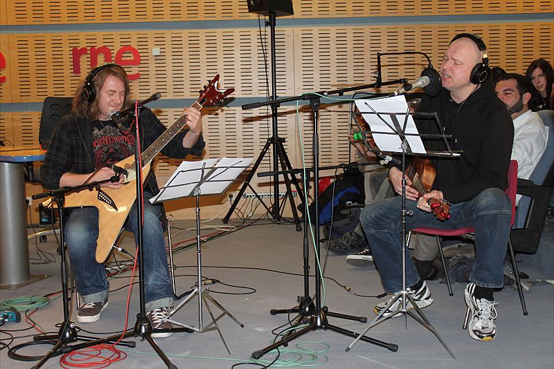 Entrevista acústica con público, Unisonic en 'El vuelo del fénix'