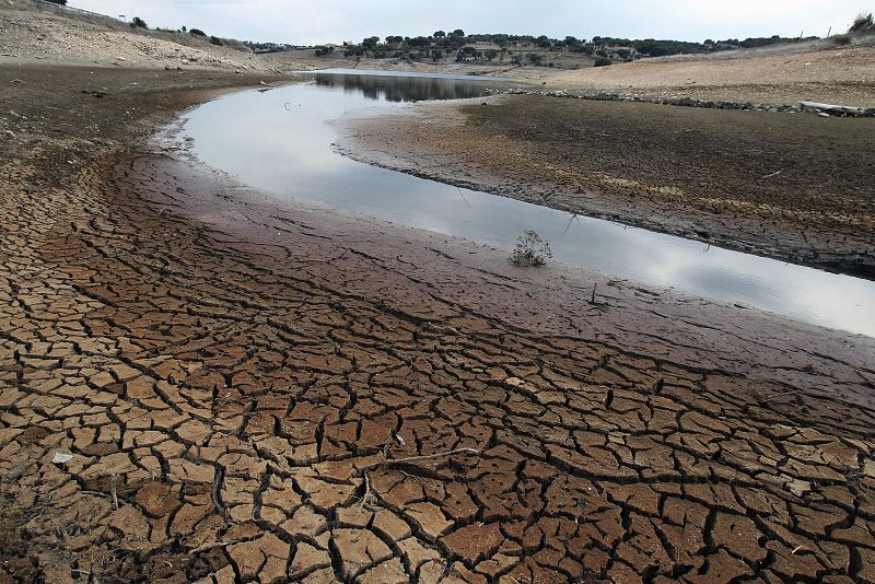 Bajo nivel del agua en la localidad salmantina de Cespedosa, se encuentra al 62,5%