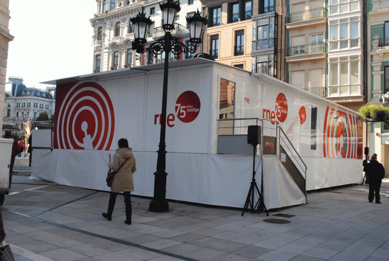 Oviedo acoge la exposición itinerante del 75º Aniversario de RNE