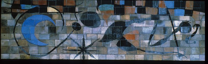 Uno de los mosaicos de Joan Miró