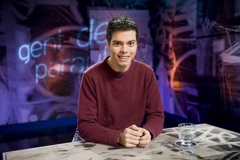 Pau García-Milà: "vam haver de renunciar als diners que guanyàvem fent pàgines web al poble i per tant perdre uns ingressos i vam haver d'anar a buscar algú perquè ens manés"