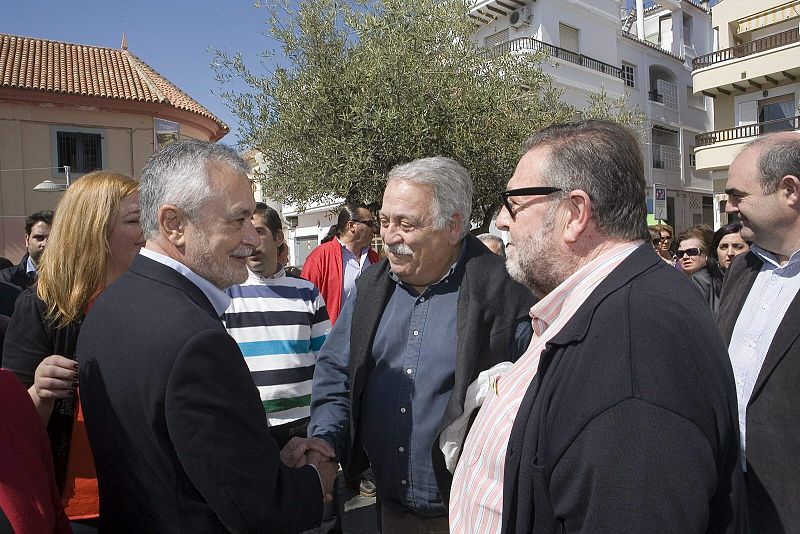 GRIÑÁN AFIRMA QUE ARENAS IMPONDRÁ EL COPAGO EN ANDALUCÍA SI LLEGA A LA JUNTA