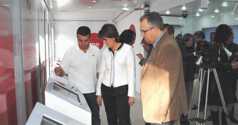 La presidenta de Navarra, Yolanda Barcina y Pablo Ramos