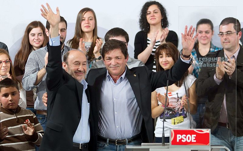 RUBALCABA ACUSA A RAJOY DE ESCONDER EL PRESUPUESTO POR INTERESES ESPURIOS