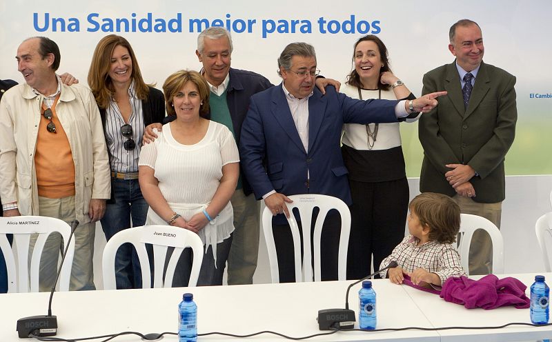 ARENAS PARTICIPA EN ACTO DE CAMPAÑA PP EN UTRERA (SEVILLA)