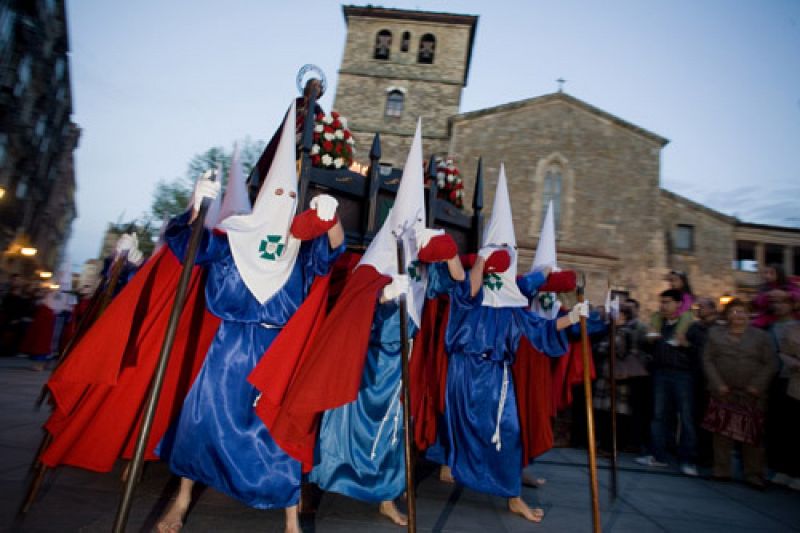 PROCESION DEL ENCUENTRO